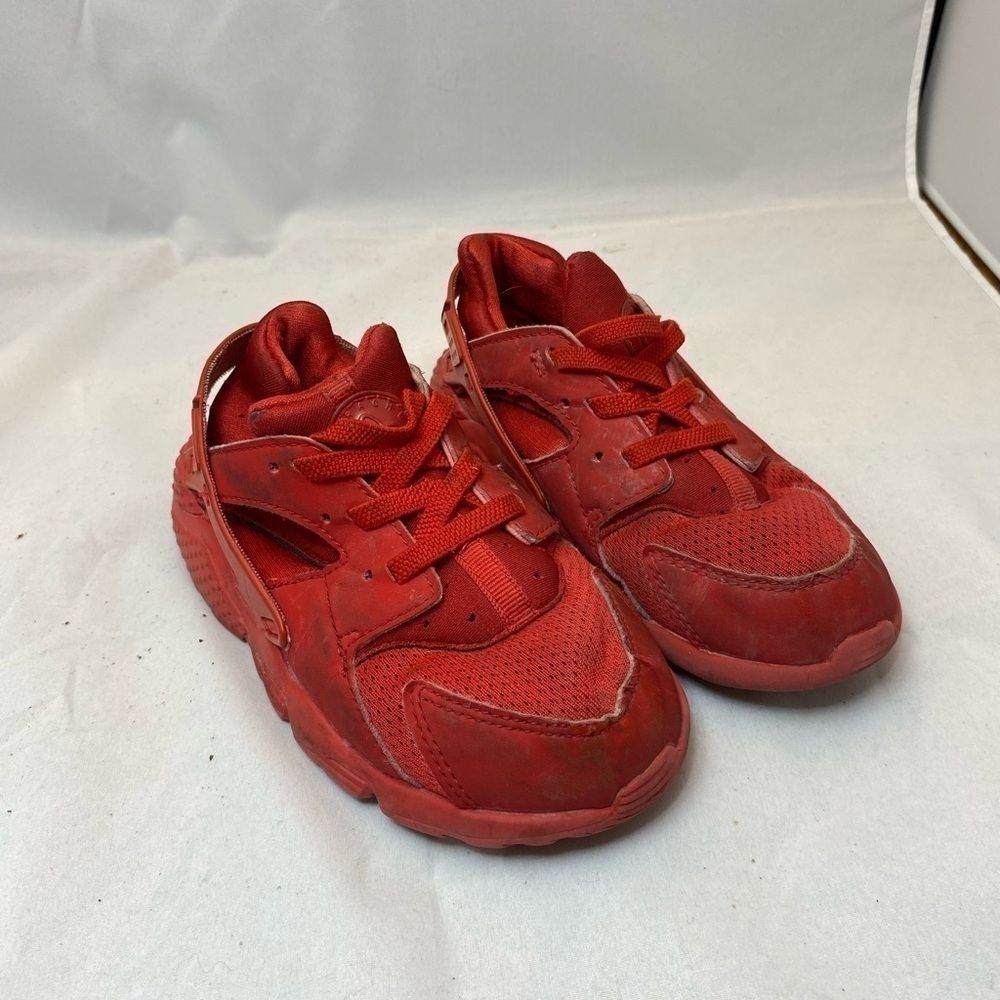 Nike kids 10C Huarache Run Triple Red Athletic sneakers youth lace up sports